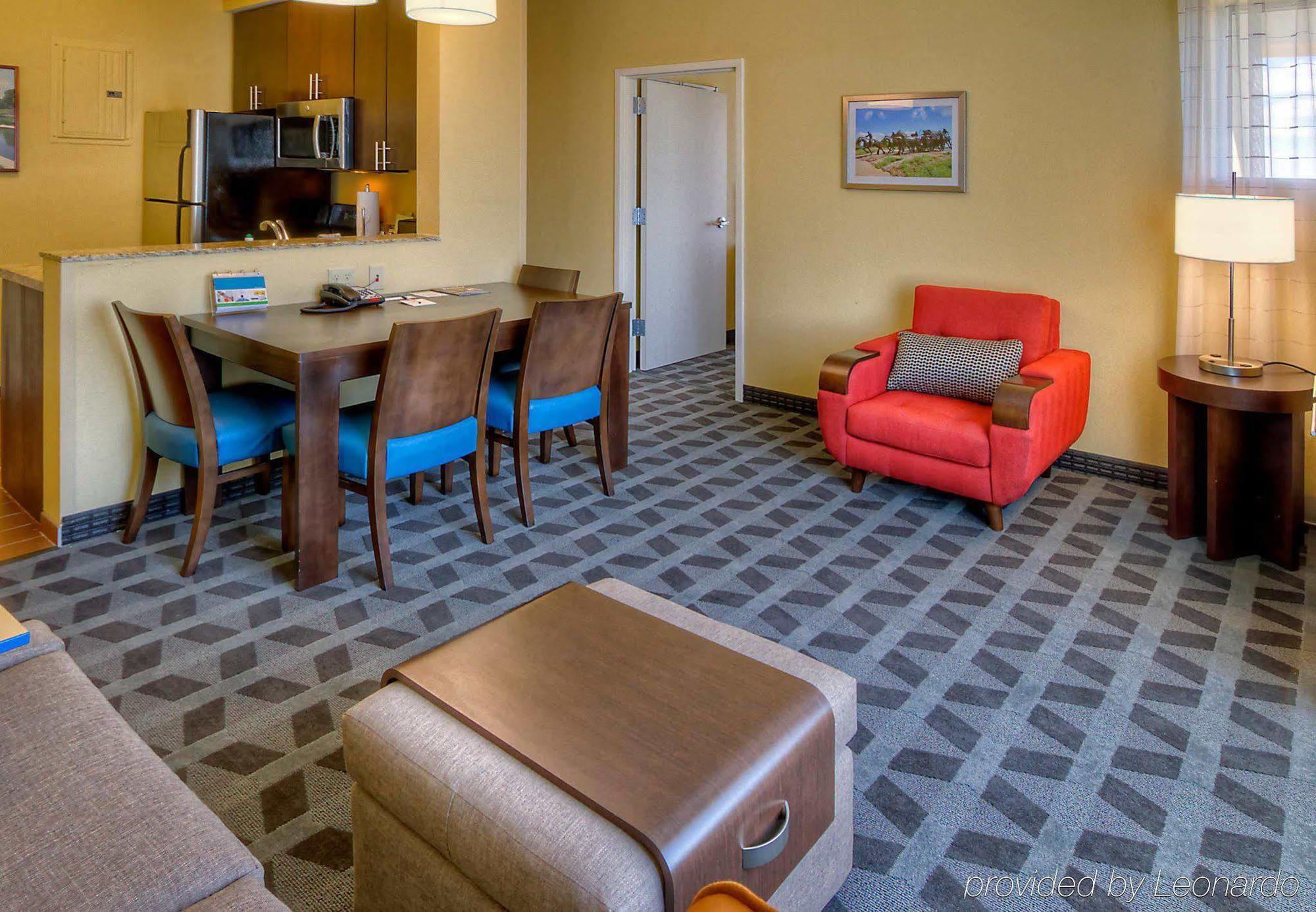 Towneplace Suites Oklahoma City Airport Zewnętrze zdjęcie